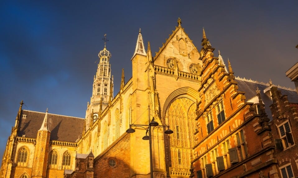 De Grote Markt: Het kloppende hart van Haarlem